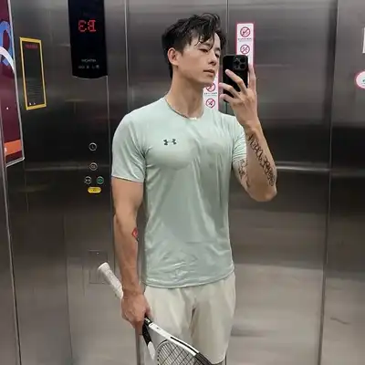 潘思